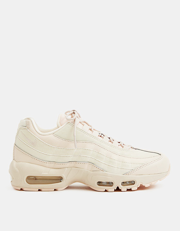 Air Max 95 LX Sneaker in Guava Ice